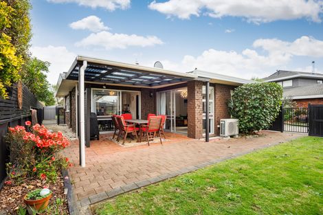 Photo of property in 52 Kentucky Way, Awapuni, Palmerston North, 4412