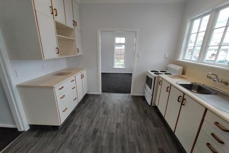 Photo of property in 1006 Tremaine Avenue, Roslyn, Palmerston North, 4414