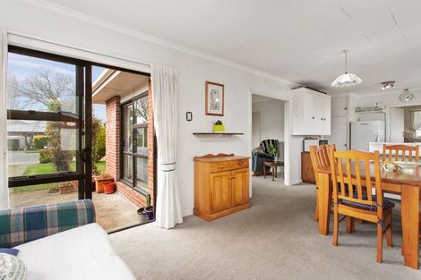 Photo of property in 19 Claridges Road, Casebrook, Christchurch, 8051