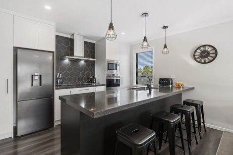 Photo of property in 10 Korimako Place, Coastlands, Whakatane, 3120