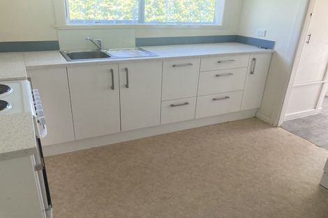 Photo of property in 936 East Coast Road, Northcross, Auckland, 0630