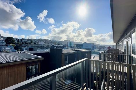 Photo of property in Vedado Apartments, 405/41 Hopper Street, Mount Cook, Wellington, 6011