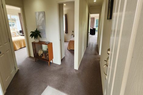 Photo of property in 29 Edgewater Grove, Whakatane, 3120