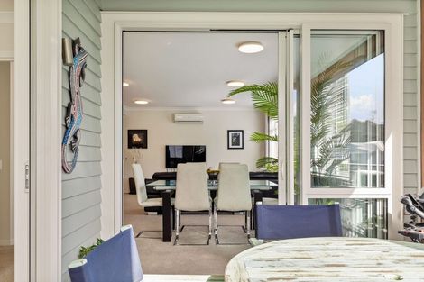 Photo of property in 80 Panorama Heights, Orewa, 0931