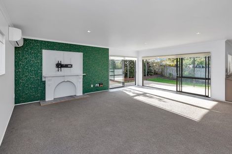 Photo of property in 7 Endeavour Place, One Tree Point, 0118
