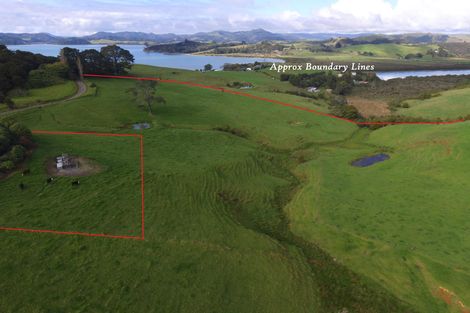 Photo of property in 8 Mills Access Road, Totara North, Kaeo, 0479