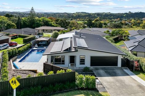Photo of property in 15 Belvedere Place, Warkworth, 0910