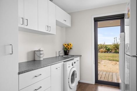 Photo of property in 57 Golden Road, Springvale, Alexandra, 9393