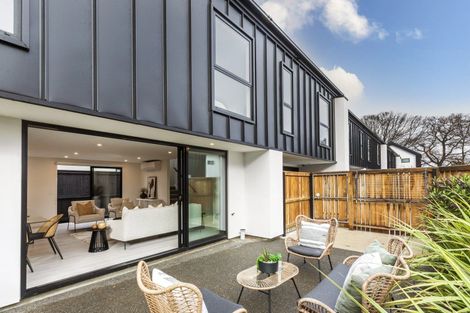 Photo of property in 2/143 Cranford Street, St Albans, Christchurch, 8014