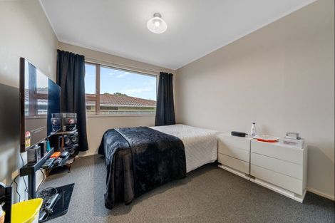 Photo of property in 5 Union Street, Merrilands, New Plymouth, 4312