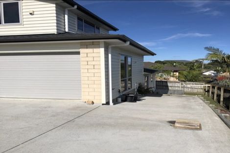 Photo of property in 41 Nimstedt Avenue, Oteha, Auckland, 0632