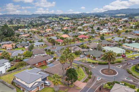 Photo of property in 1 San Diego Court, Henderson, Auckland, 0612