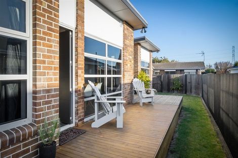 Photo of property in 42 Seymour Street, Hornby, Christchurch, 8042