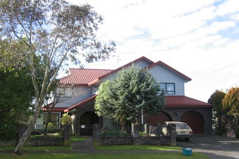 Photo of property in 17 Lachlan Drive, Dinsdale, Hamilton, 3204