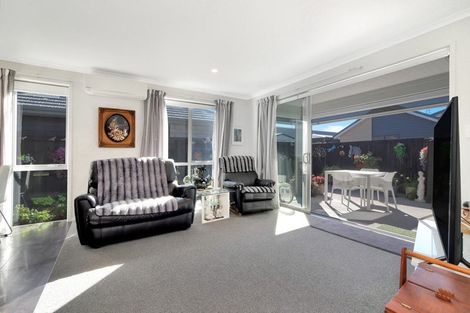 Photo of property in 50 Crown Street, Papamoa, 3118
