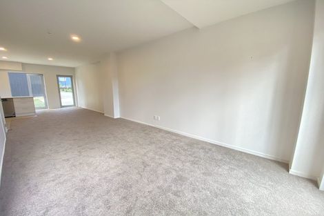 Photo of property in 6/36 Edmonton Road, Henderson, Auckland, 0612
