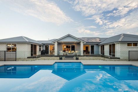 Photo of property in 85 Alan Livingston Drive, Cambridge, 3434