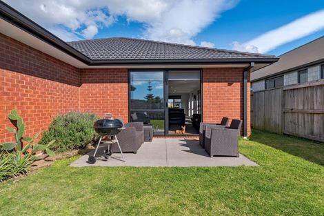 Photo of property in 27 Parkside Mews, Papamoa, 3118