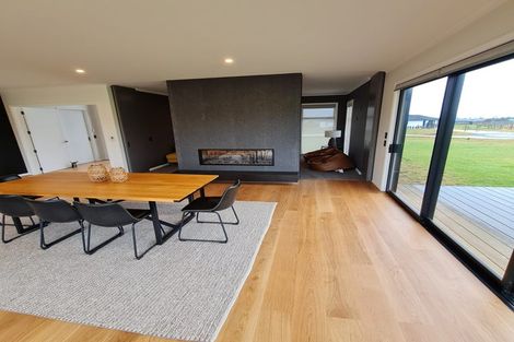 Photo of property in 7 Ribbonwood Lane, Kinloch, 3377