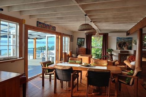 Photo of property in 102 Beach Road, Onerahi, Whangarei, 0110