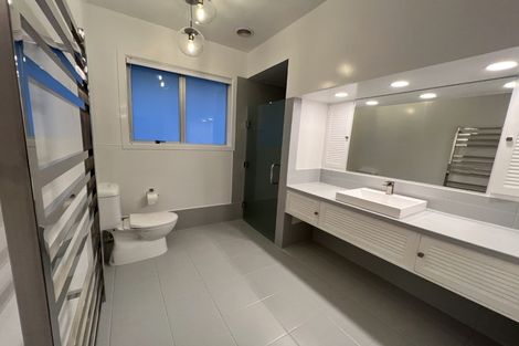 Photo of property in 10 Karina Terrace, Roslyn, Palmerston North, 4414