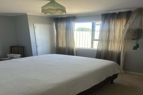 Photo of property in 228 Marine Parade, Otaki Beach, Otaki, 5512