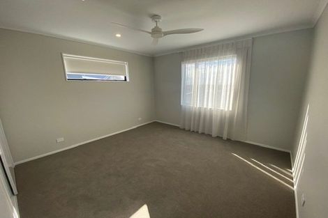 Photo of property in 120 Symes Drive, Red Beach, 0932