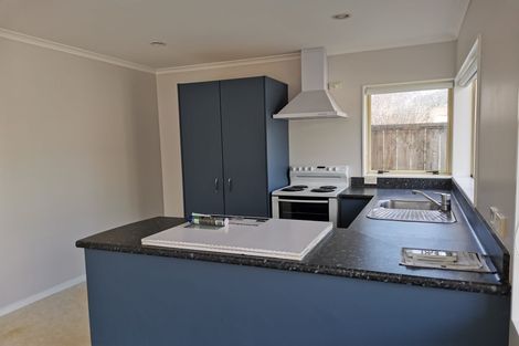 Photo of property in Miramar Villas, 3u5 Byron Street, Miramar, Wellington, 6022