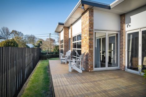 Photo of property in 42 Seymour Street, Hornby, Christchurch, 8042