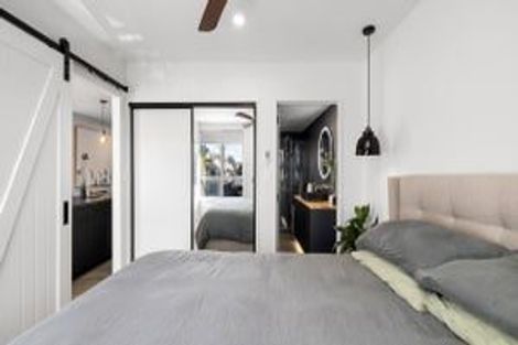Photo of property in 215/36 Victoria Road, Mount Maunganui, 3116