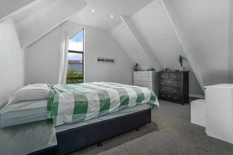 Photo of property in 32 Thimble Lane, Whitby, Porirua, 5024