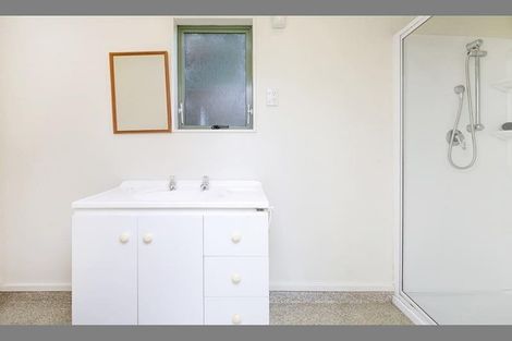 Photo of property in 85 Gloria Avenue, Te Atatu Peninsula, Auckland, 0610