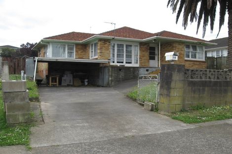 Photo of property in 38 Plumley Crescent, Mangere, Auckland, 2022