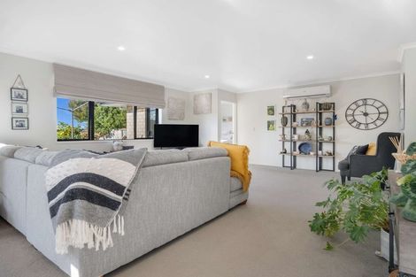 Photo of property in 35 Benner Drive, Ngatea, 3503