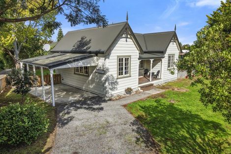 Photo of property in 463a High Street South, Carterton, 5713
