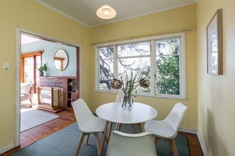 Photo of property in 19 Coleman Terrace, Hospital Hill, Napier, 4110