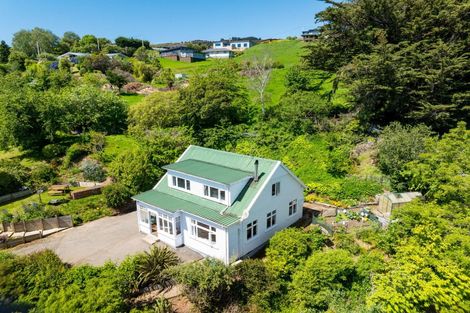 Photo of property in 20 Greenhithe Street, Waihola, Milton, 9073