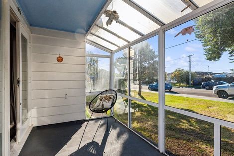 Photo of property in 30 Ngaio Road, Waikanae, 5036