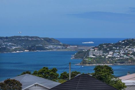 Photo of property in 29 Ranui Crescent, Khandallah, Wellington, 6035