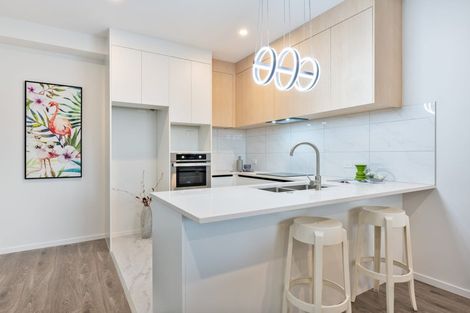 Photo of property in 15c Ranch Avenue, Beach Haven, Auckland, 0626