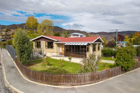 Photo of property in 17 Fox Street, Alexandra, 9320