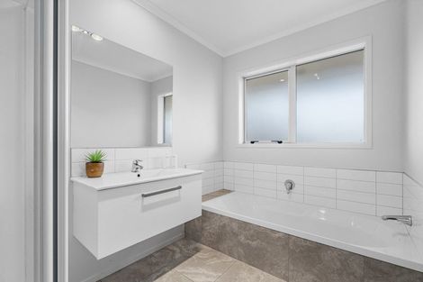 Photo of property in 17 Kirk Lane, Ohauiti, Tauranga, 3112