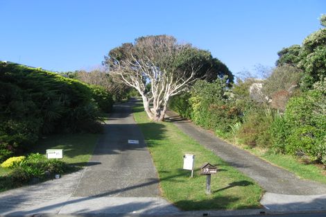 Photo of property in 19 Taupo Crescent, Plimmerton, Porirua, 5026