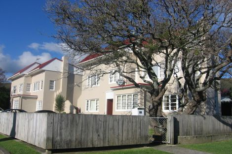 Photo of property in 42 Collingwood Street, Waterloo, Lower Hutt, 5011