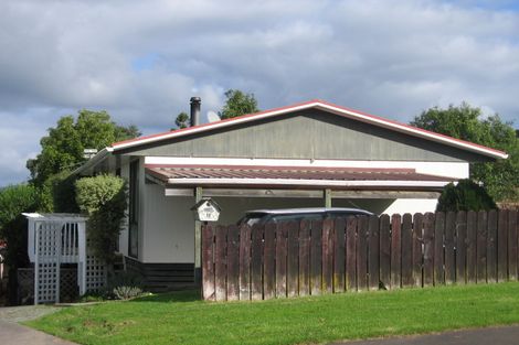 Photo of property in 11 Rehia Road, Massey, Auckland, 0614