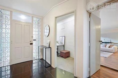 Photo of property in 44 Penzance Road, Mairangi Bay, Auckland, 0630