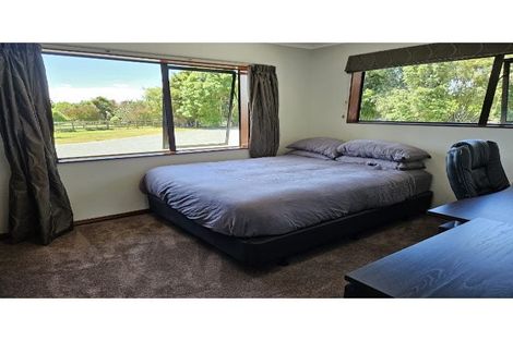 Photo of property in 94 Pohutukawa Drive, Levin, 5571