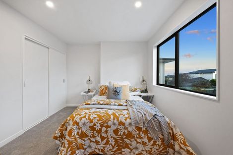 Photo of property in 42b Takutai Avenue, Half Moon Bay, Auckland, 2012