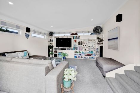 Photo of property in 14 Culzean Grove, Bell Block, New Plymouth, 4312