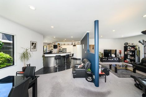 Photo of property in 6 Dougherty Place, Hokowhitu, Palmerston North, 4410
